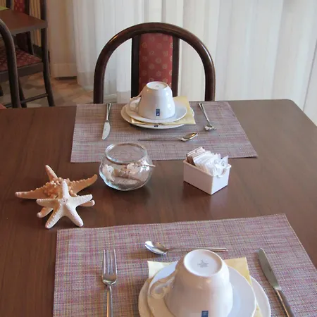 Stella Maris Отель Градо